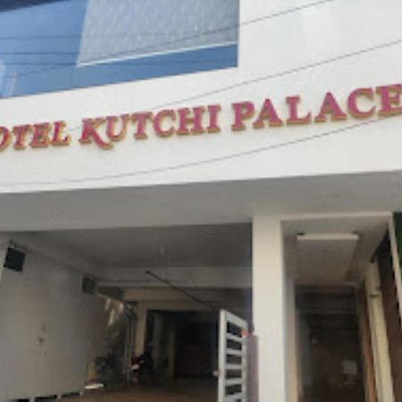 Hotel Kutchi Palace, Dwarka Extérieur photo
