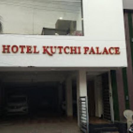 Hotel Kutchi Palace, Dwarka Extérieur photo